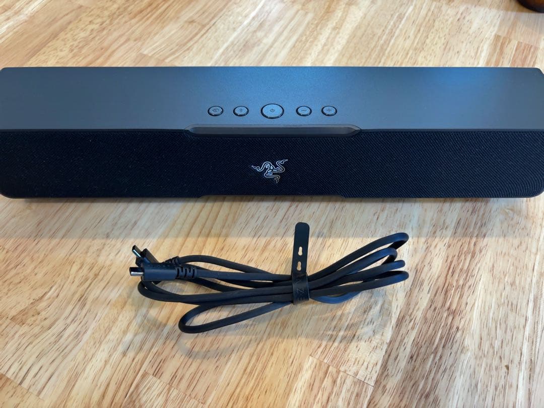 Razer Leviathan V2 X ブラック