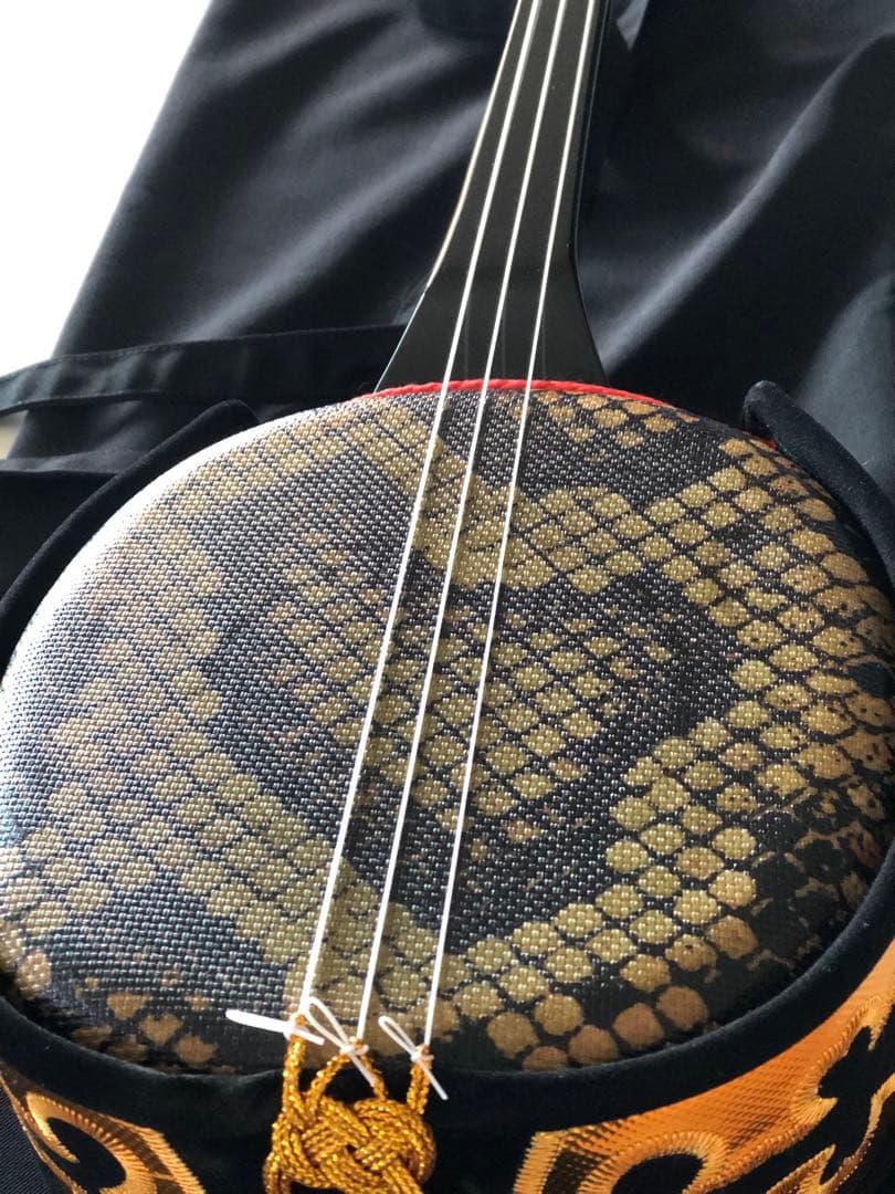 新品　ミニ三線　チューナー付き