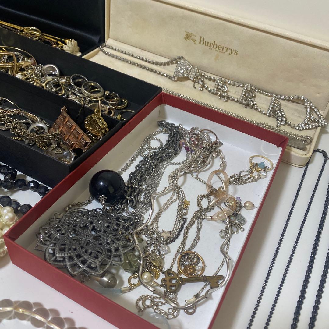 アクセサリー　まとめ売り　遺品整理　ブランド　刻印　ジュエリー　金　925 銀