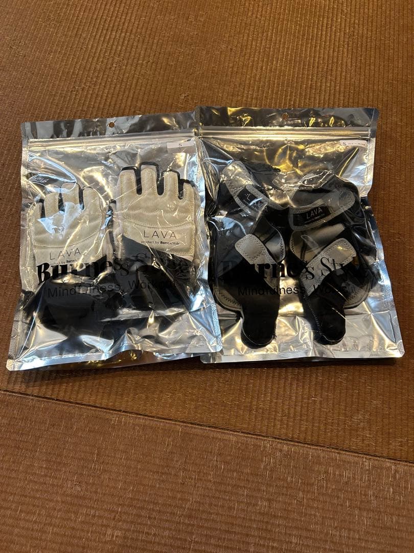 ほぼ未使用LAVAバーネススタイル ボクシング Sサイズ グローブシューズセット