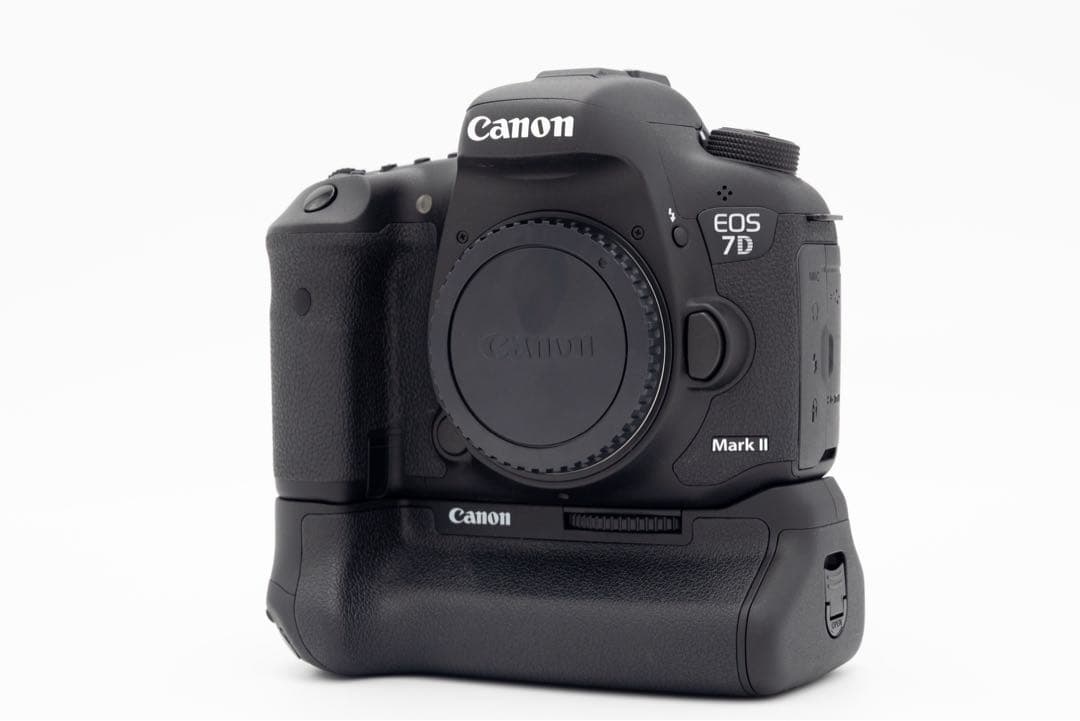 Canon EOS 7D Mark II バッテリーグリップ付き