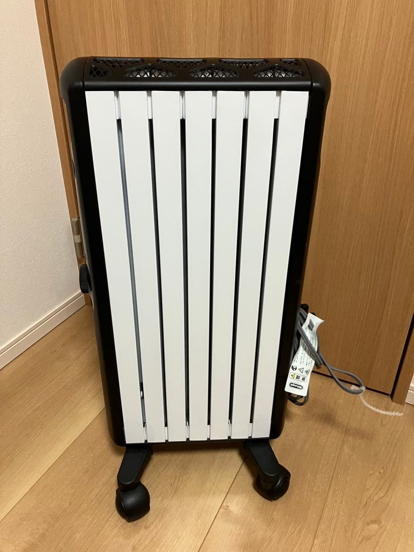 De'Longhi オイルヒーター キャスター付き　MDHU09-BK