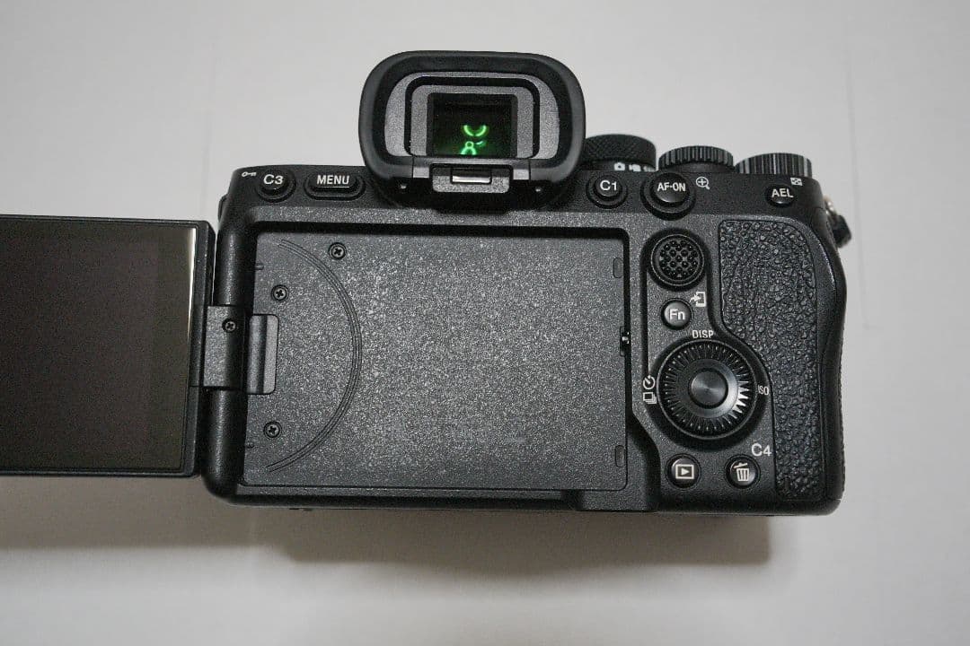 SONY α7iv ミラーレスカメラ 本体と付属品