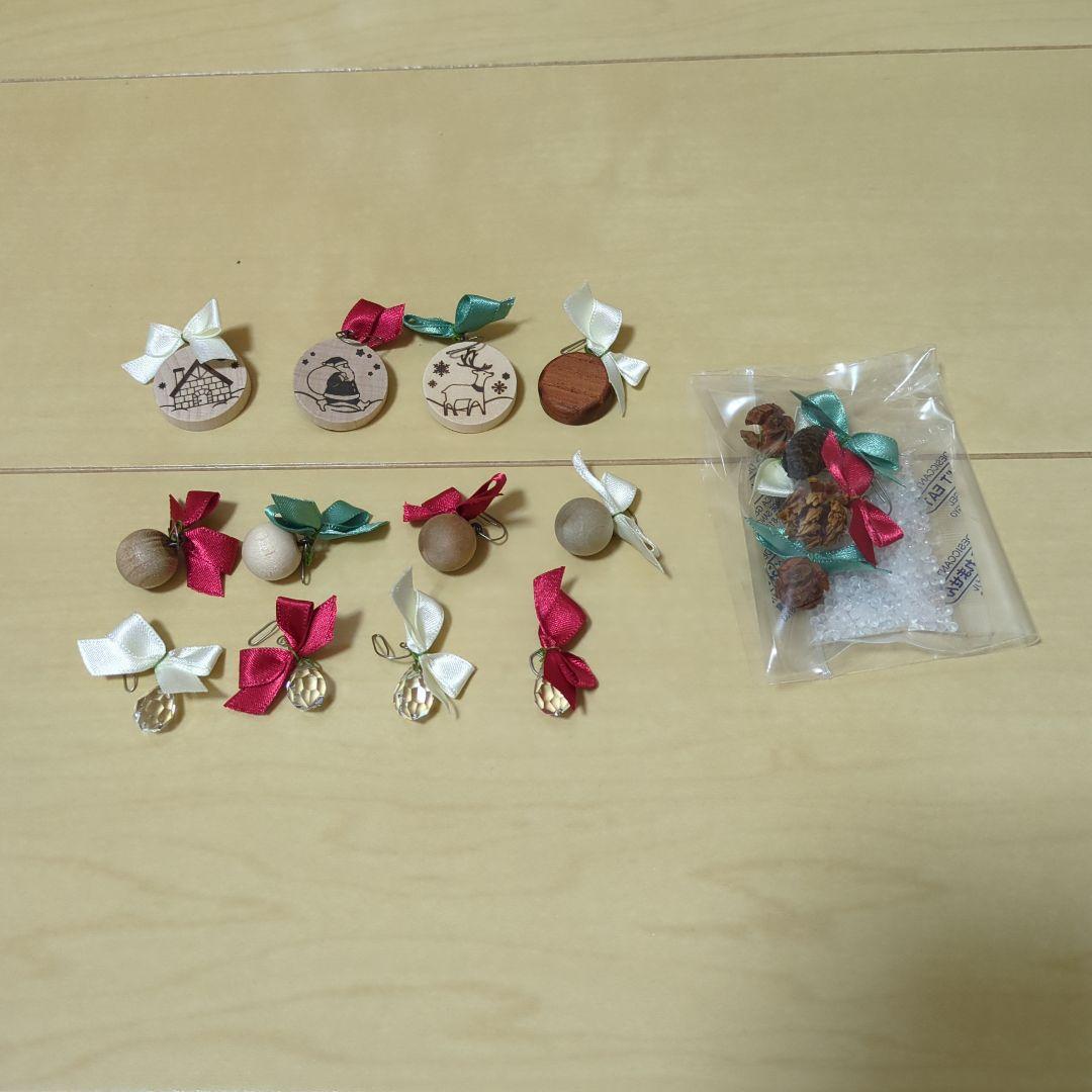 オークビレッジクリスマスツリー