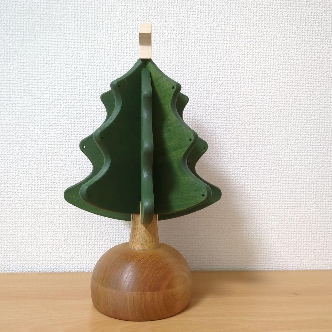 オークビレッジクリスマスツリー