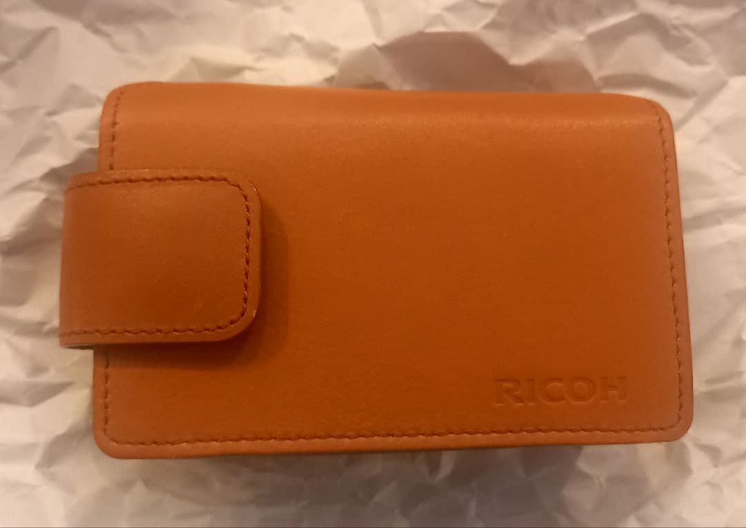 【RICOH】限定カラー　コンパクトデジタルカメラ