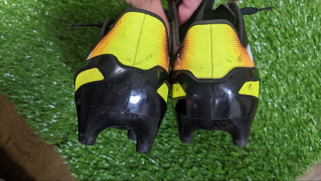 【谷口彰悟選手別注支給品】 プーマ　エヴォスピードグラフィックFG