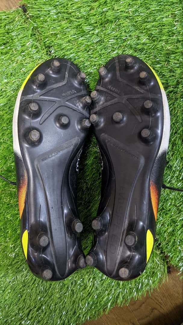 【谷口彰悟選手別注支給品】 プーマ　エヴォスピードグラフィックFG