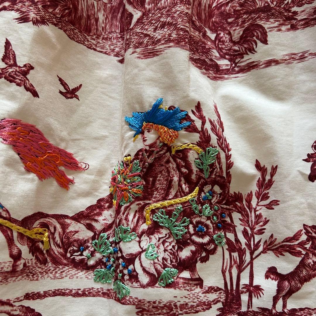 美品ウィークエンドマックスマーラ ノースリーブワンピース 刺繍絵画柄乗馬