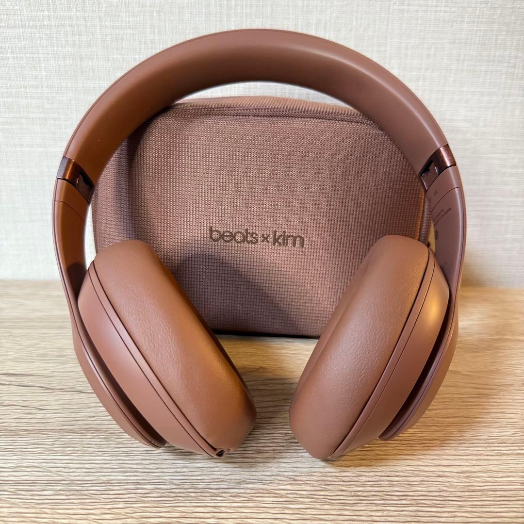 【新品未使用】Beats Studio Pro x Kim Kardashian