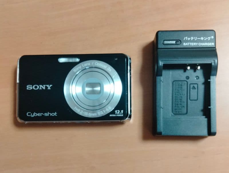 デジタルカメラ　SONY　Cyber-shot　DSC-W190　ブラック