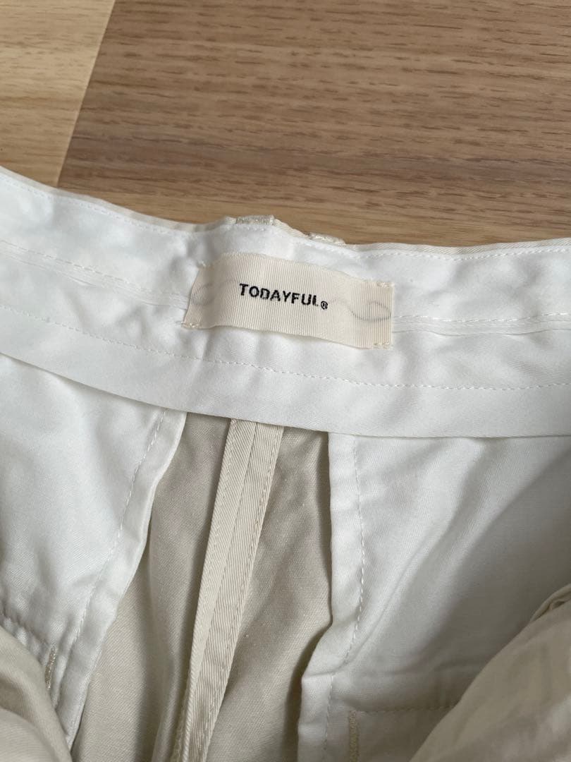 TODAYFUL・Tuck Tapered Trousers・トゥデイフル