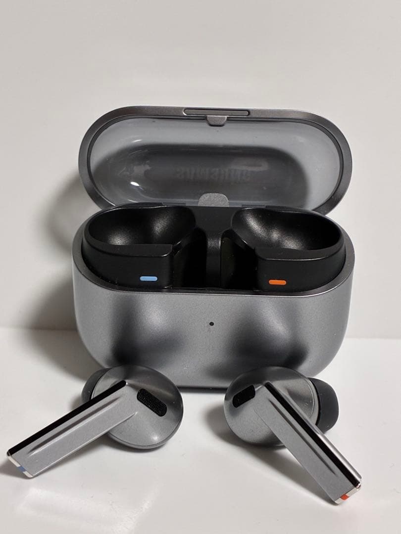 イヤホン SAMSUNG SM-R630