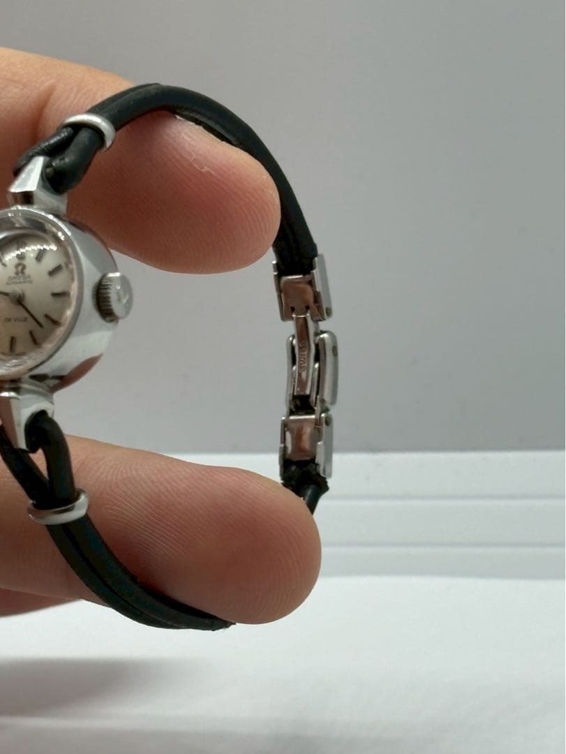 OMEGA オメガ 腕時計　DeVille デヴィル カットガラス シルバー