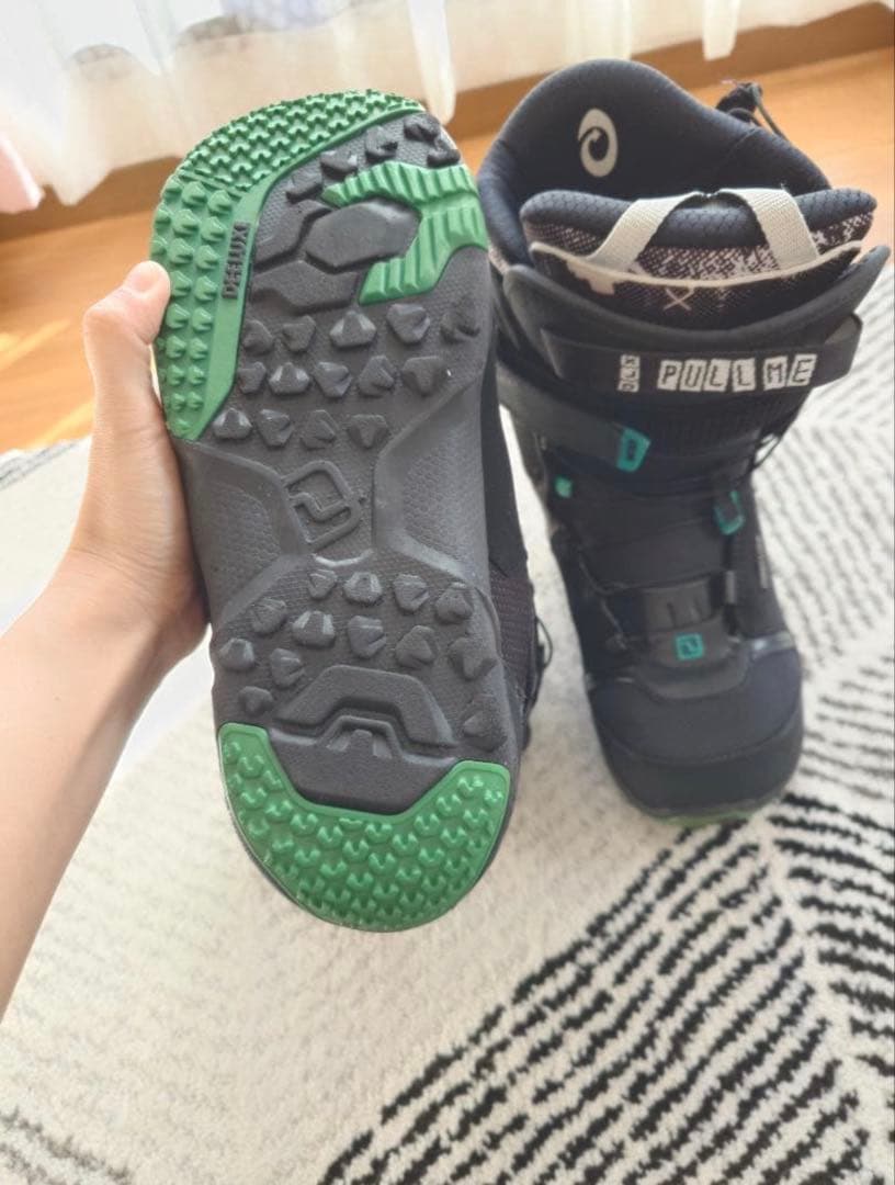 スノボブーツDEELUXE　ID LARA 25.5