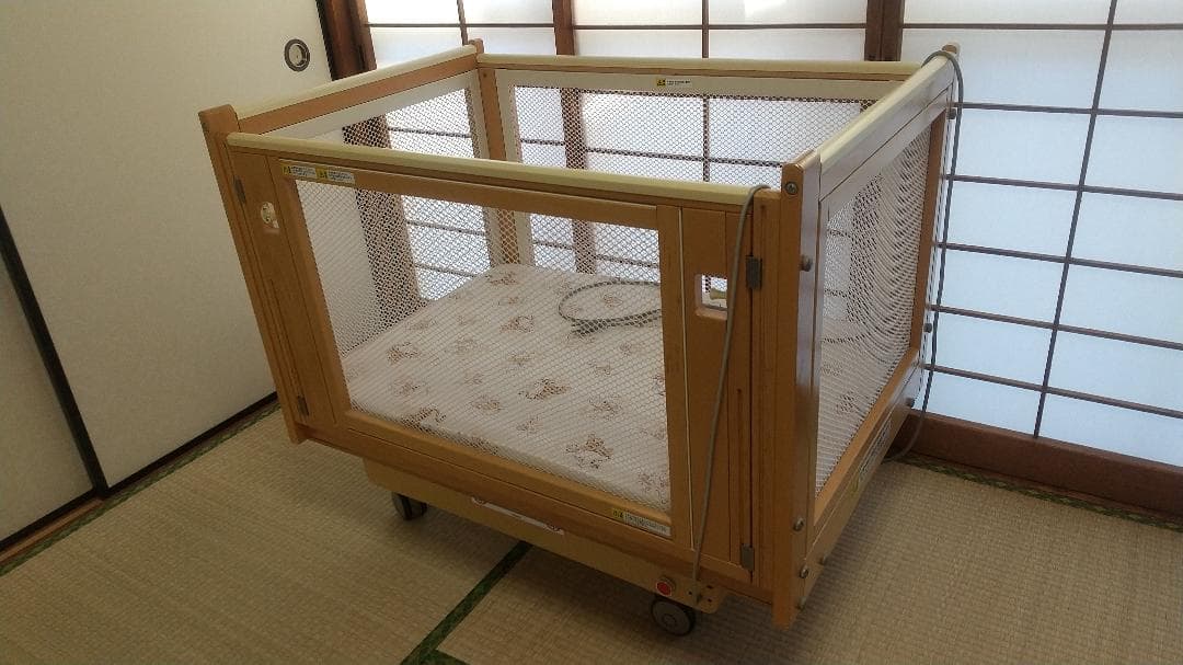 suima スイマ ベビーベッド 自動 電動 スイングベッド SM-301 中古