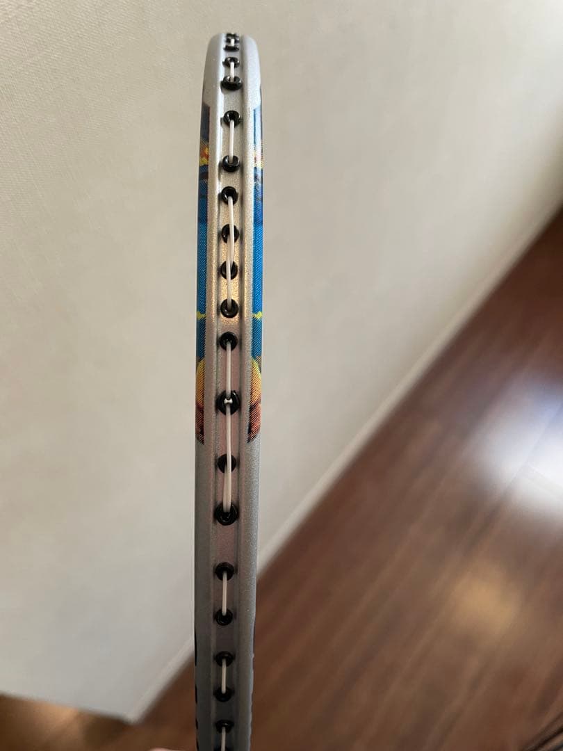 ナノフレア700 GAME バドミントンラケット 4UG5 専用ケース付き