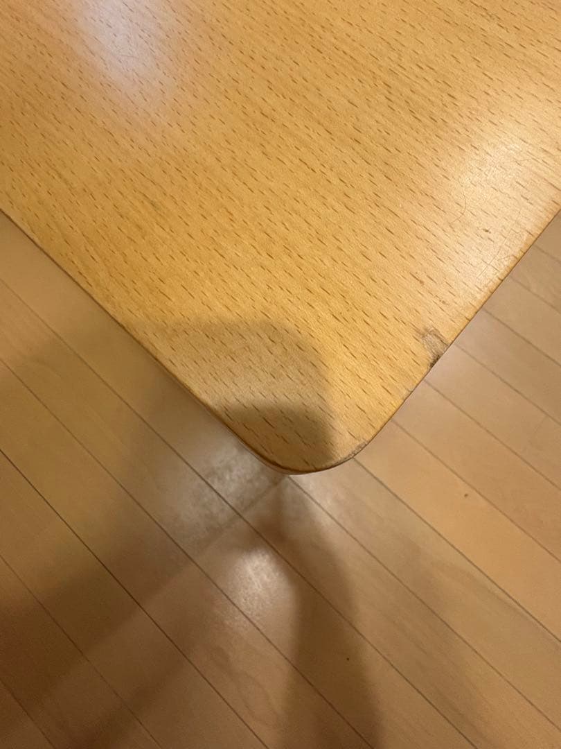 チェコ TON社製 テーブル