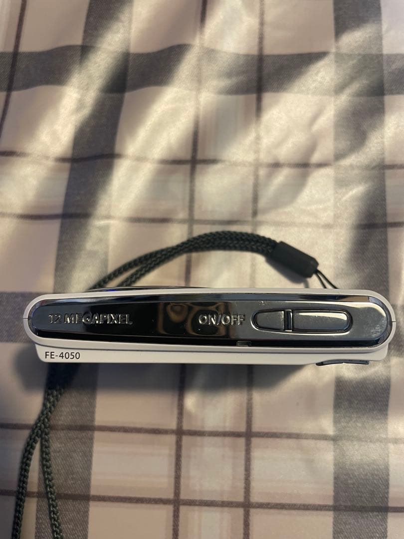 【美品】OLYMPUS FE-4050 ホワイト コンパクトデジタルカメラ