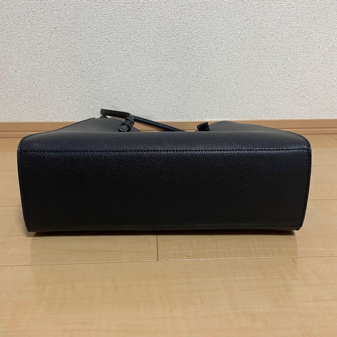 チャールズアンドキース　 クラシックダブルハンドル トートバッグ