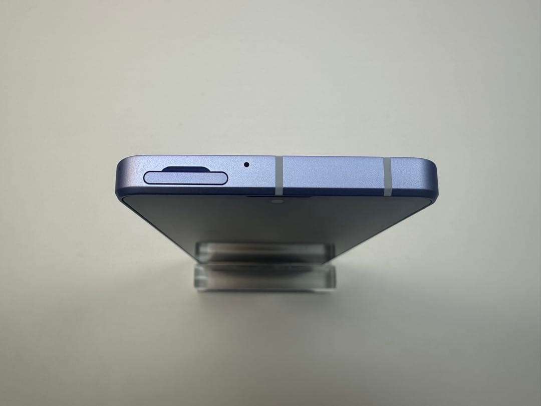 極美品 Aquos sense8 docomo 128GB ブルー