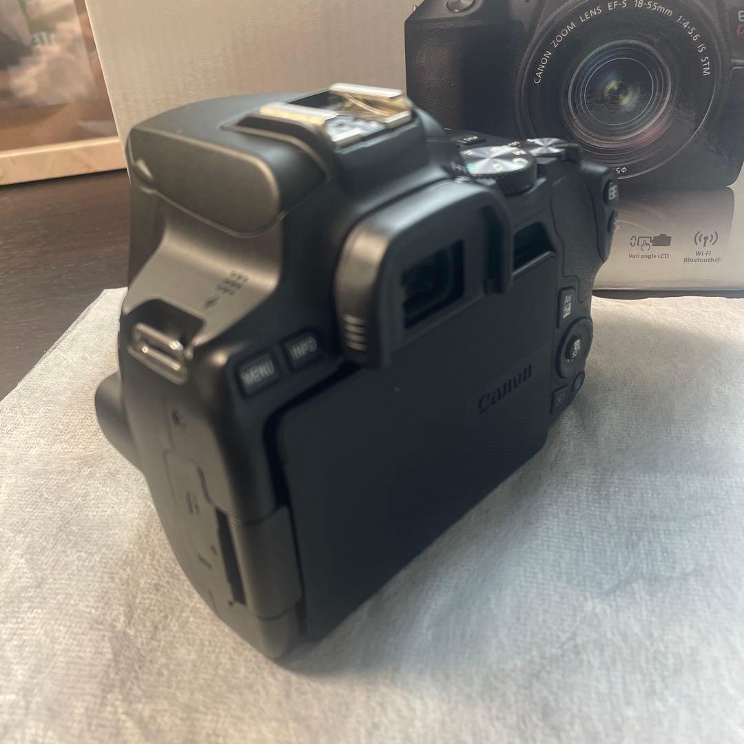 【期間セール出品】Canon eoskiss x10