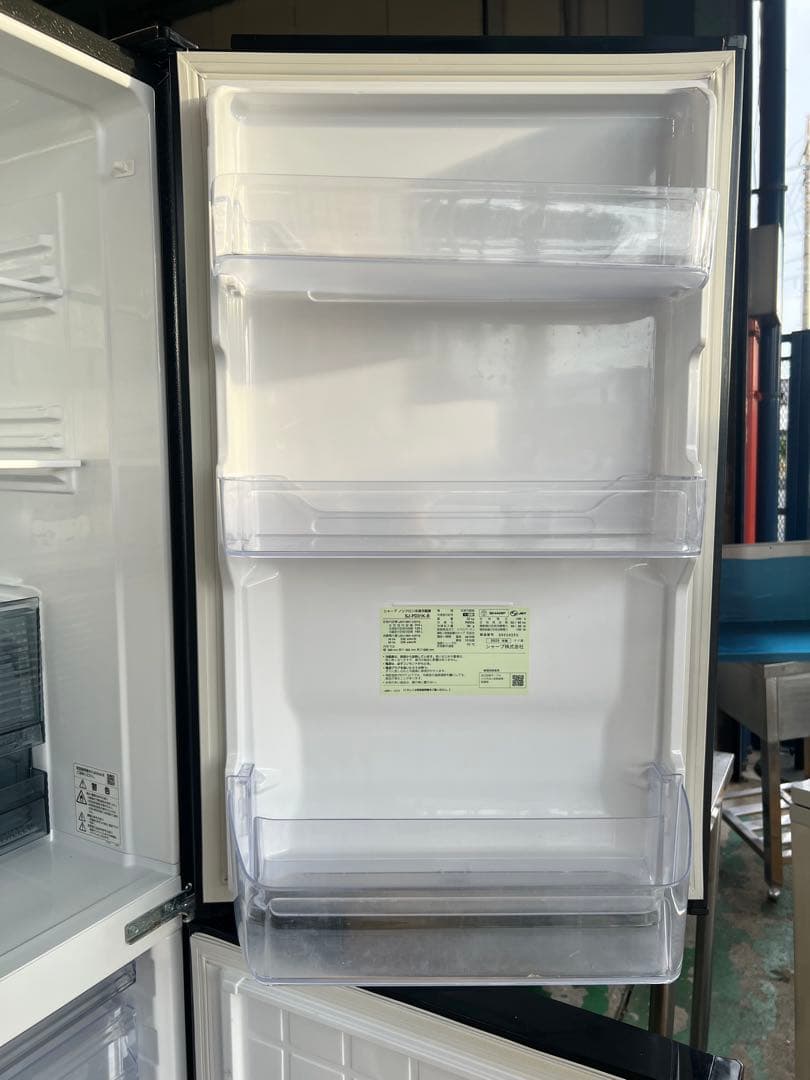 2023年シャープ家庭用冷凍冷蔵庫