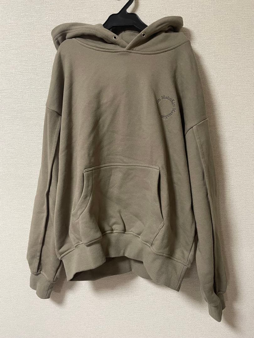 matin kim パーカー