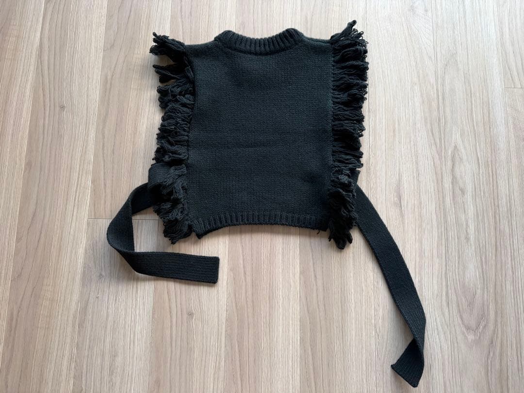 (sonevagili ) HYKE フリンジ ブラックニットベスト