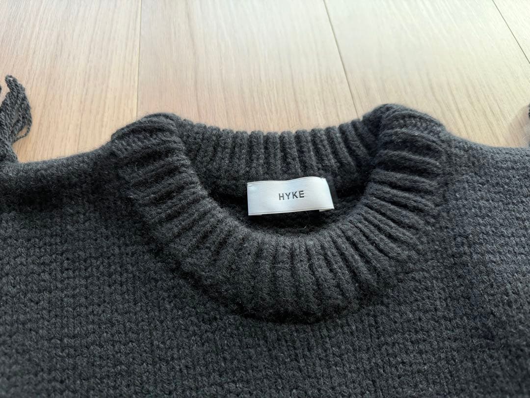 (sonevagili ) HYKE フリンジ ブラックニットベスト