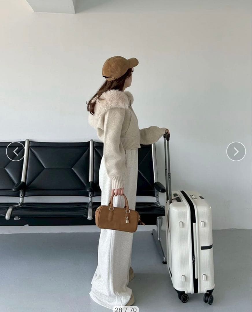 【USAGI ONLINE限定】ファーフードパーカー　ベージュ　0サイズ