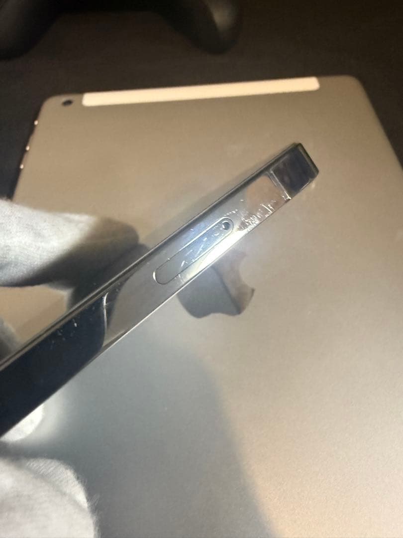 iPhone 12 Pro 本体