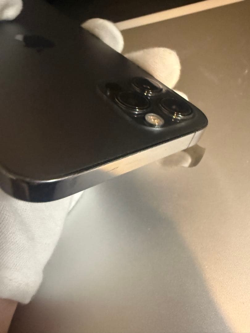 iPhone 12 Pro 本体