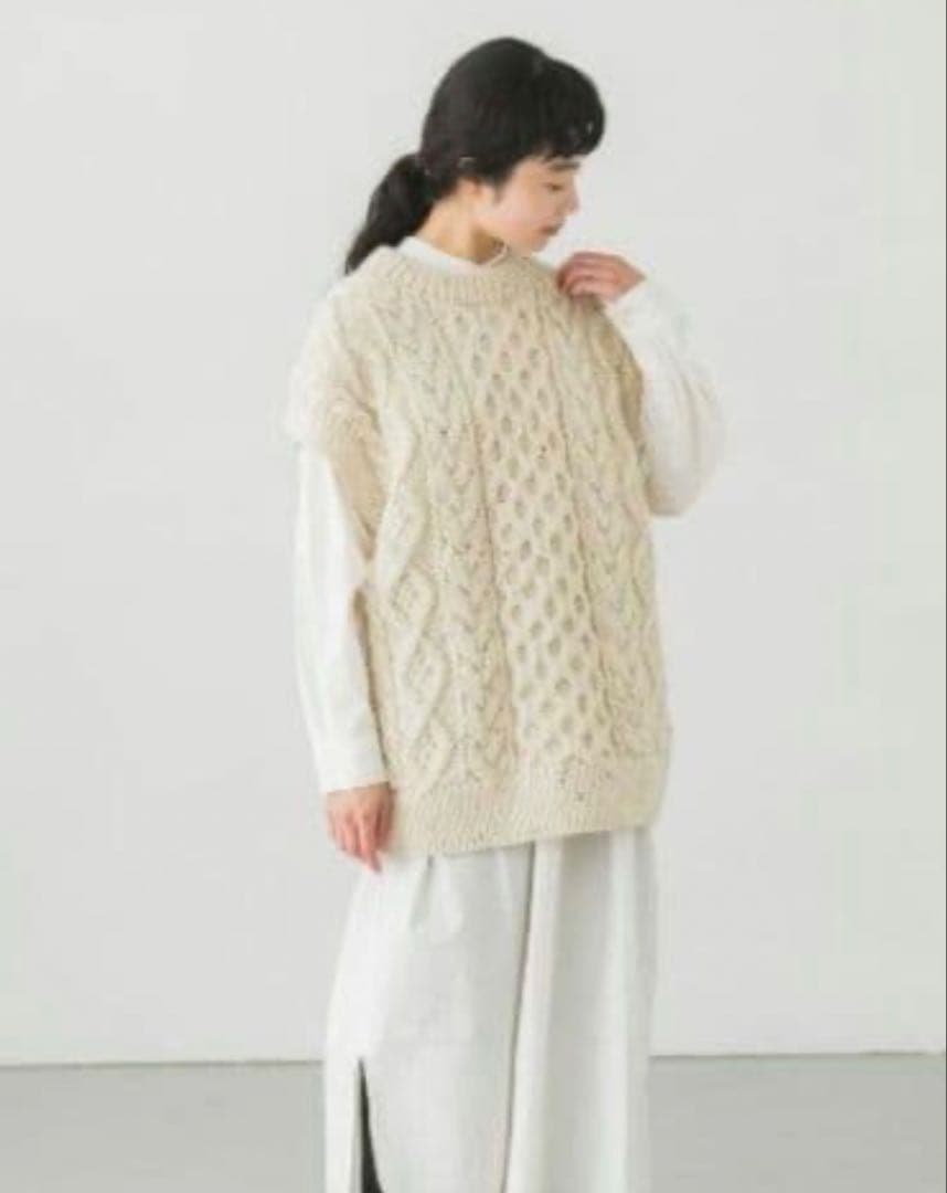 ＊かぐれ　ペルーカラーネップニットベスト＊