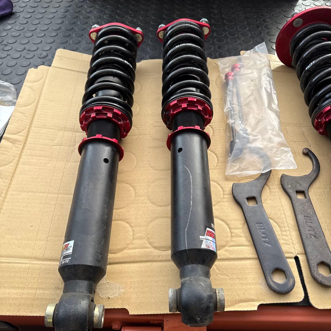 ２１０クラウン他　車高調　BLITZ 値下げしました！ バネレート載せました。