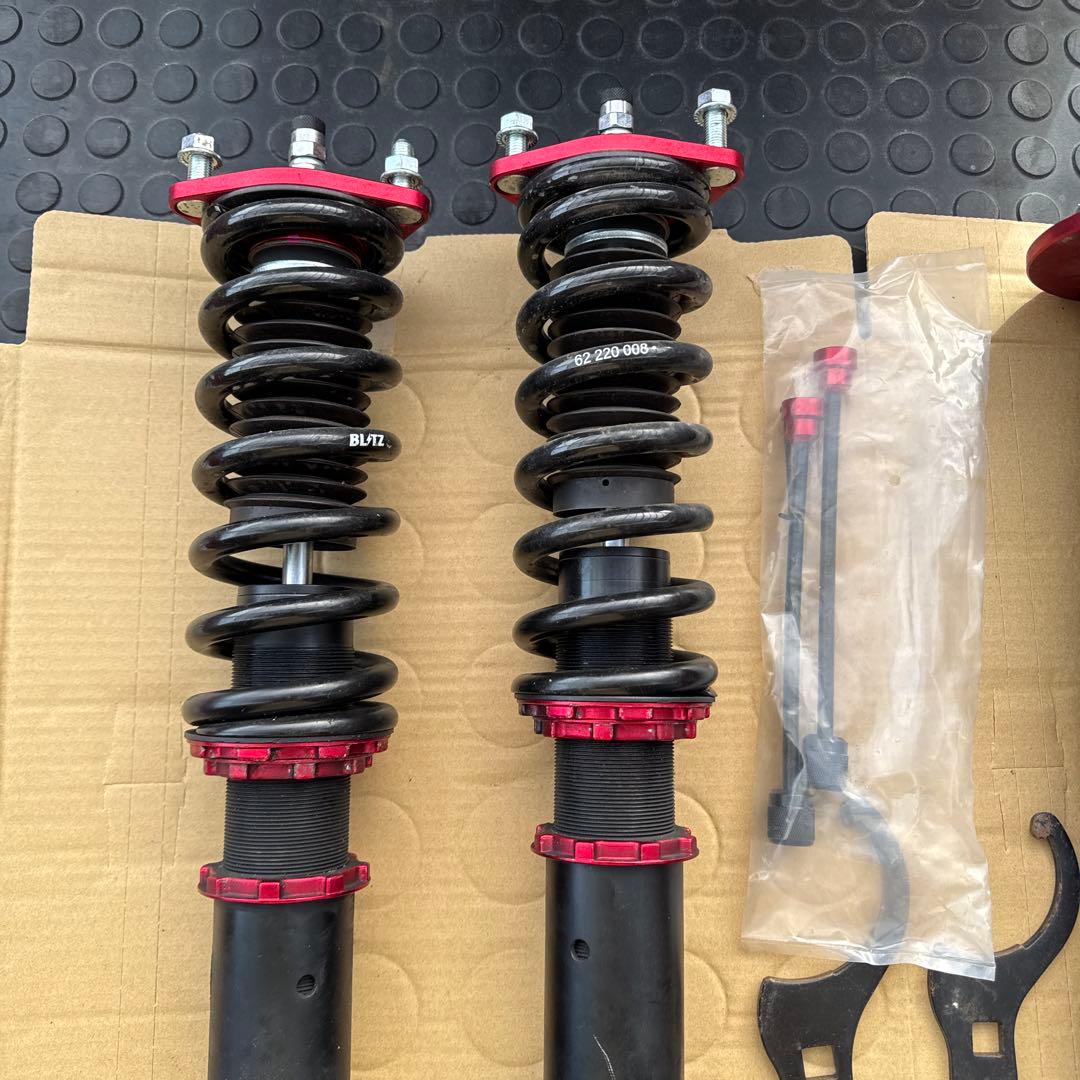 ２１０クラウン他　車高調　BLITZ 値下げしました！ バネレート載せました。