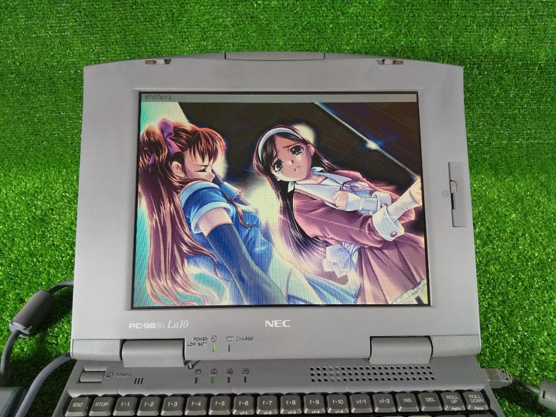 PC-9821La10／Win95 ＆ ECO ／外付けCDドライブ／ AC付