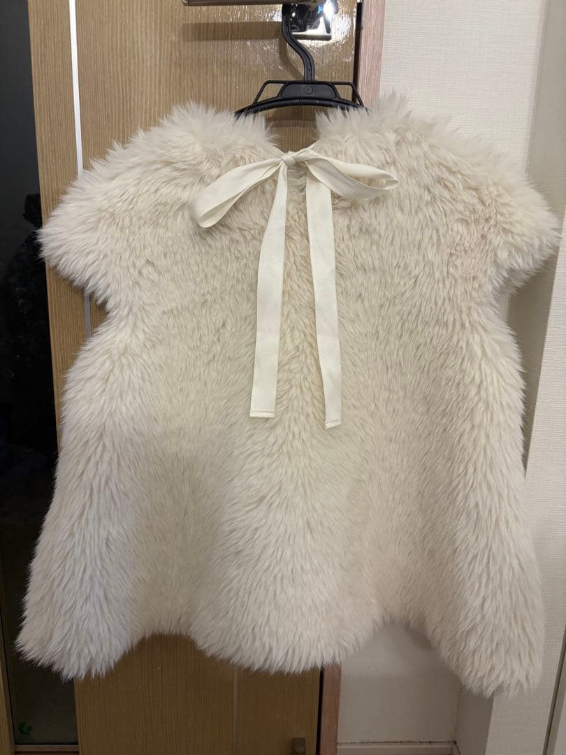 BIRTHDAY BASH♡バックリボンファーベスト♡