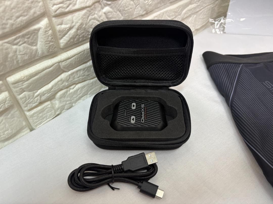 y*u様 シックスパッド パワースーツライト ヒップ＆レッグ M SE-AW00