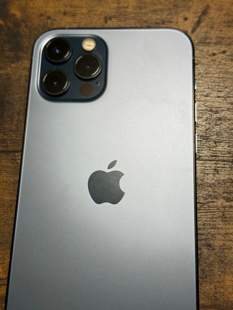 iPhone 12 Pro 容量100%、128G、傷無しAppleCareあり