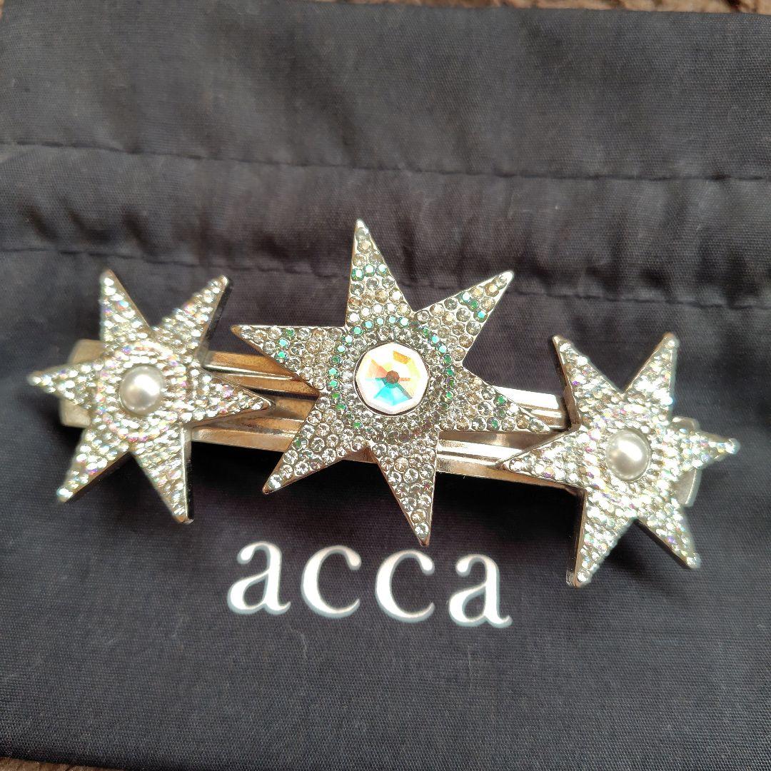 acca ホリデー　星型ヘアクリップ