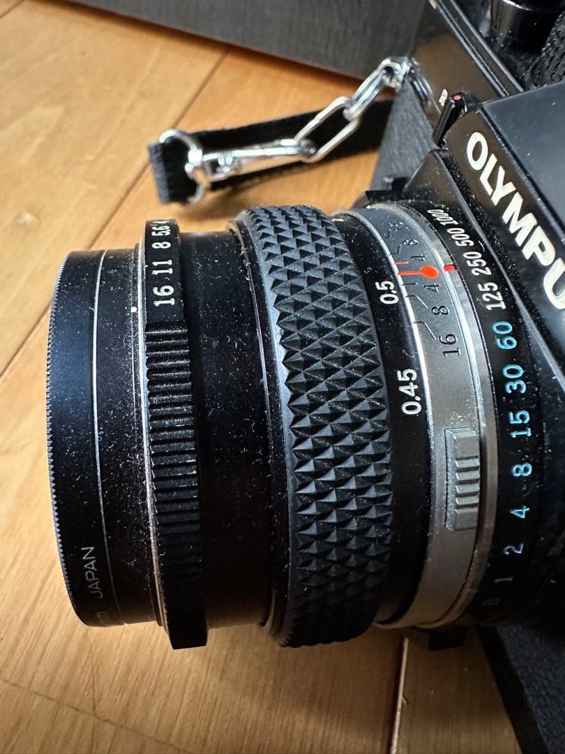 オリンパス　カメラ　OLYMPUS OM-1 中古