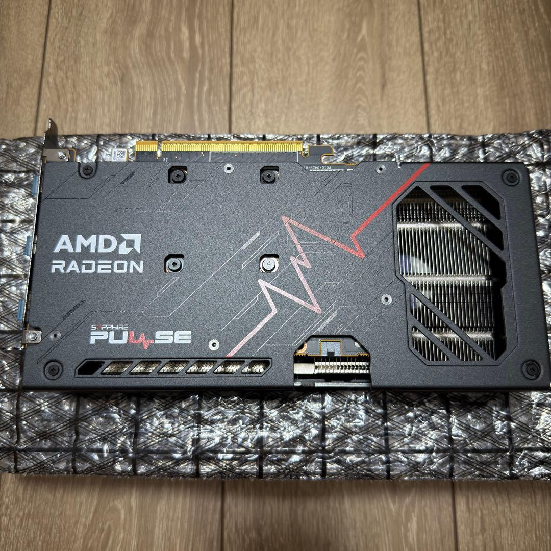 グラフィックボード・グラボ・ビデオカード SAPPHIRE PULSE RX9060XT GAMING OC 16GB