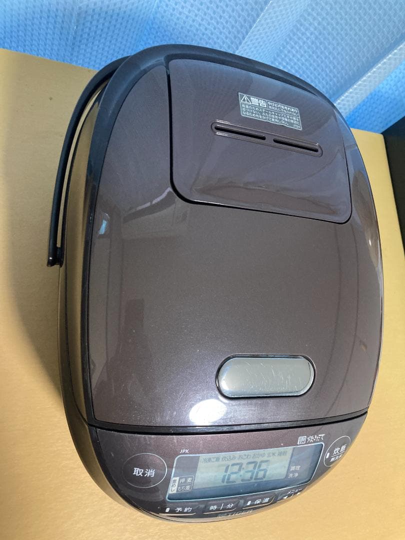 ★JPK-B100-TIGER タイガー圧力IH炊飯ジャー 5.5合炊き19年製