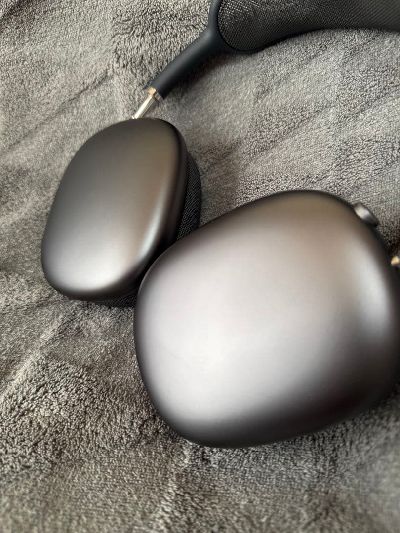 ヘッドホン airpods max