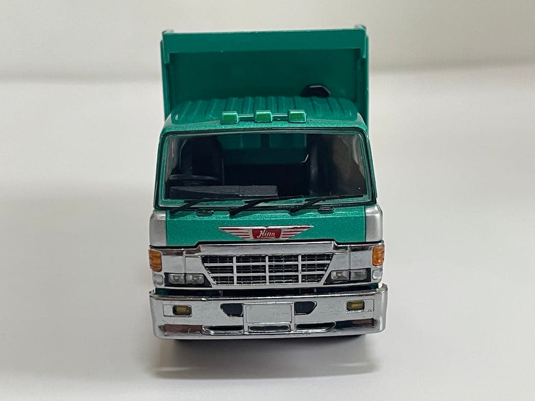 DBGT 1/64 日野 スーパードルフィン ダンプカー グリーン
