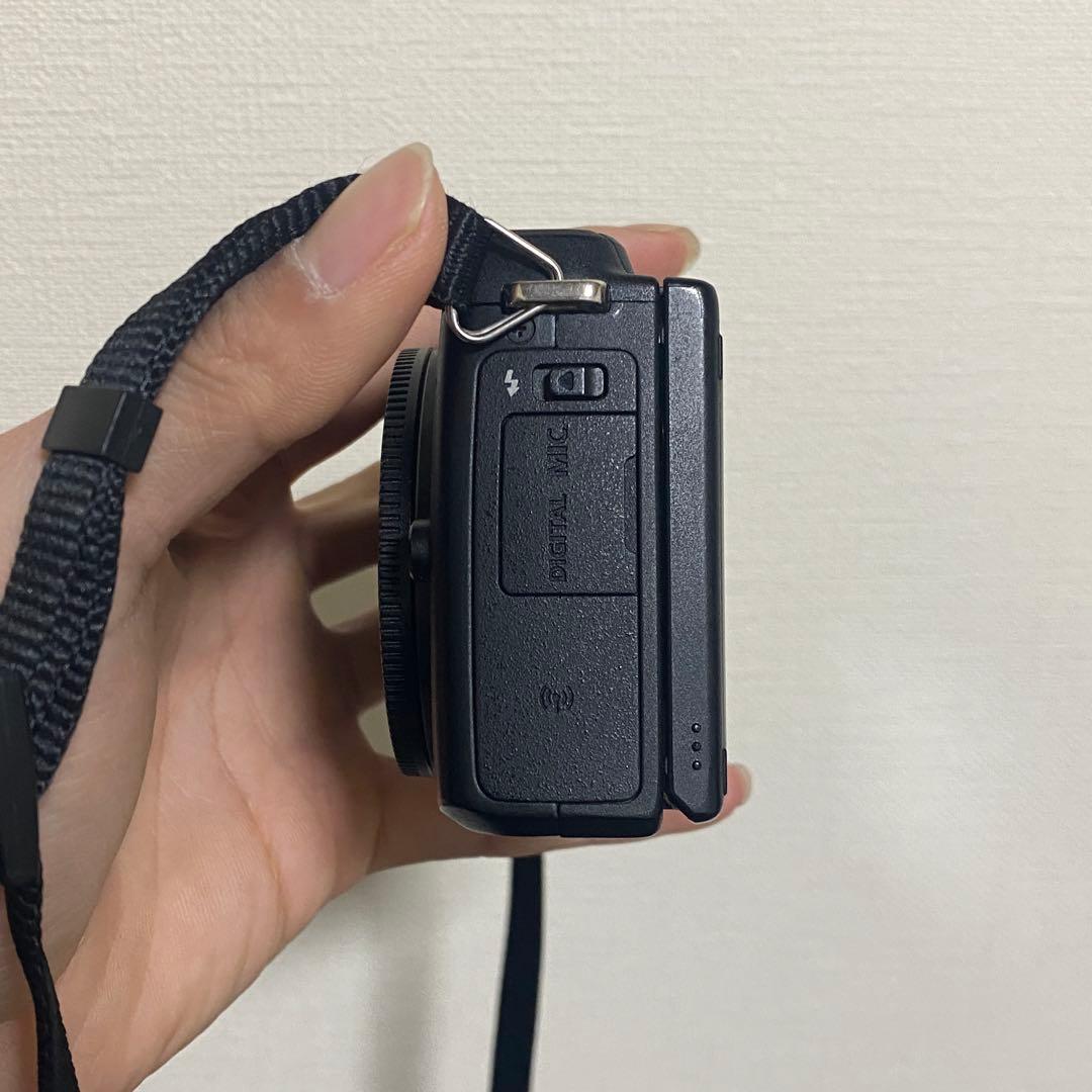 Canon EOS M3 ボディ動作確認済付属品あり液晶反転時ブラックアウトあり