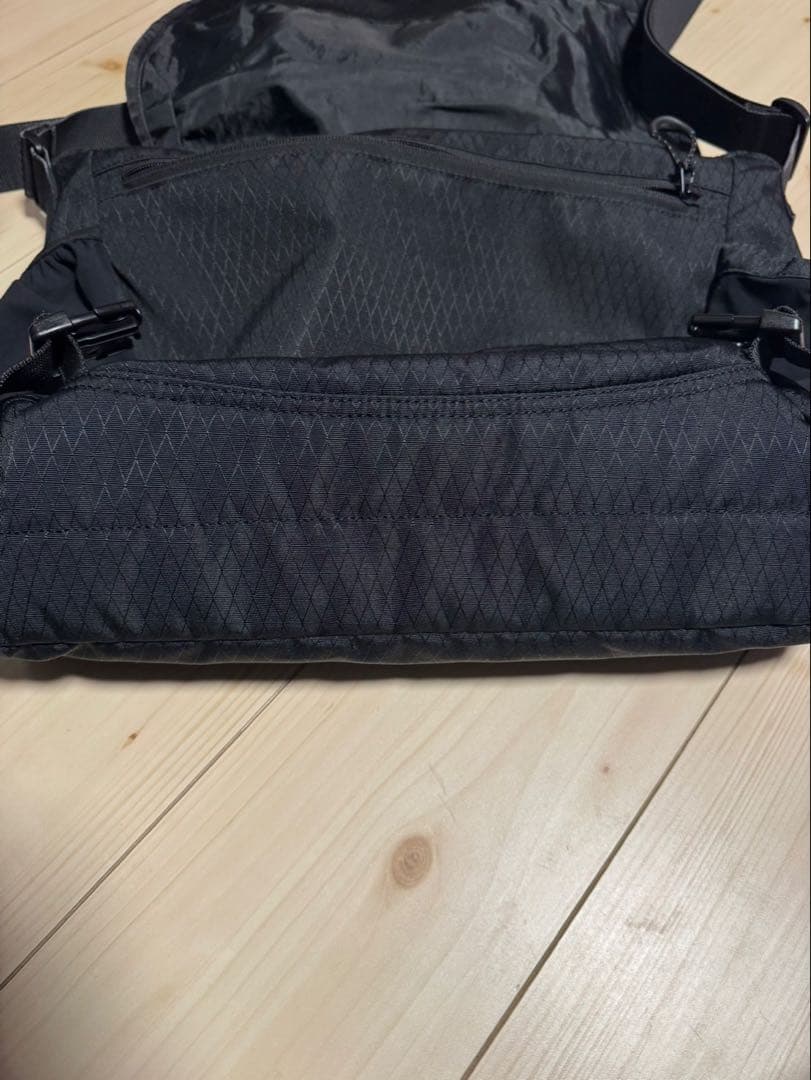 PALACE Cordura Y-Rip Despatch ショルダーバッグ