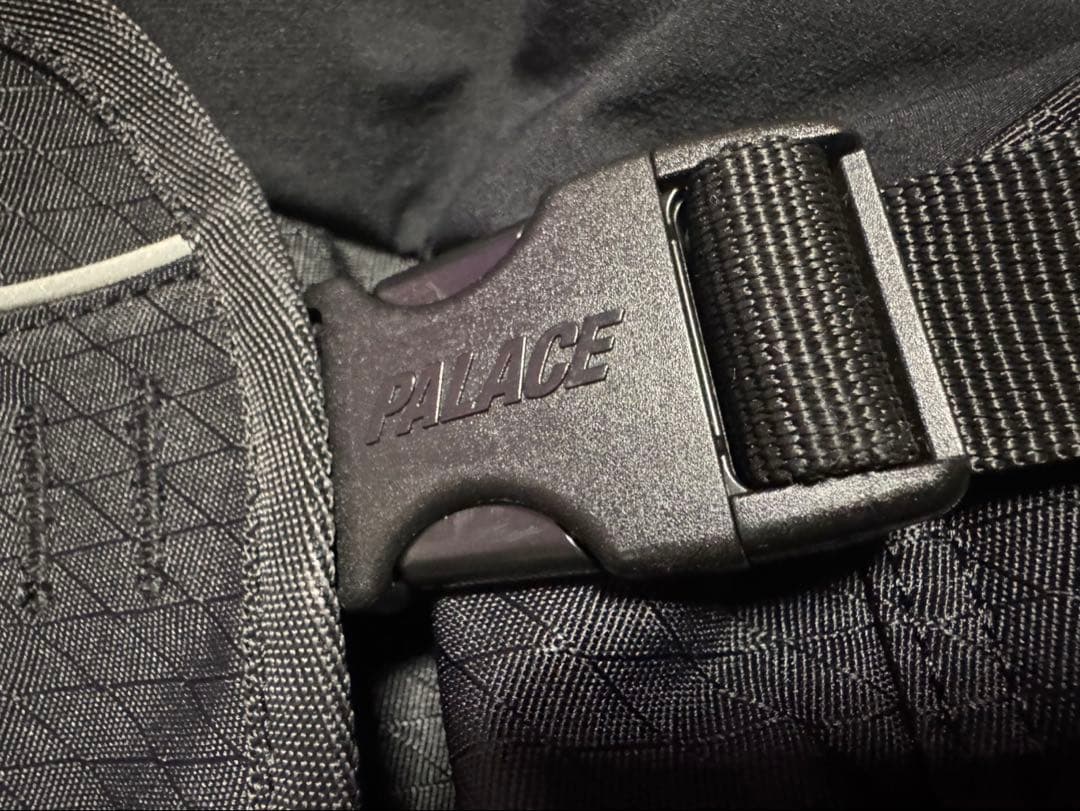 PALACE Cordura Y-Rip Despatch ショルダーバッグ