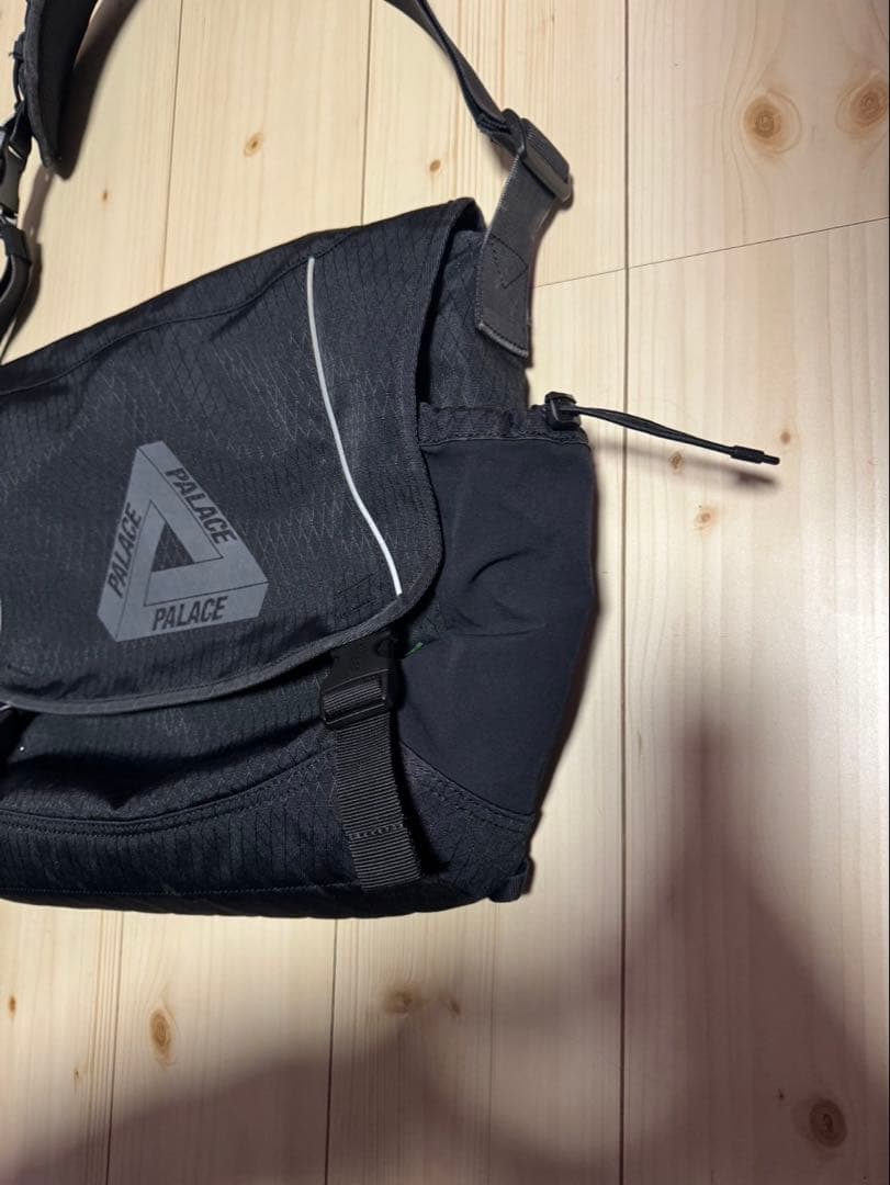 PALACE Cordura Y-Rip Despatch ショルダーバッグ